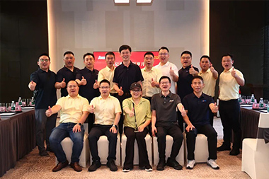 Jwell Accelerates Global Rollout: 해외 개척자 리드, 